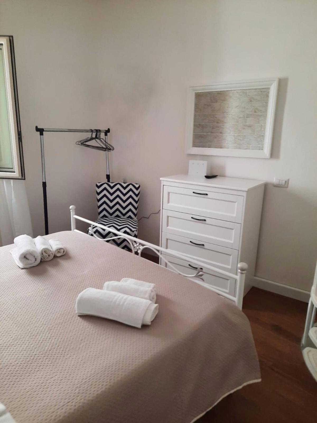 Guest House Santa Caterina Monopoli Exteriör bild
