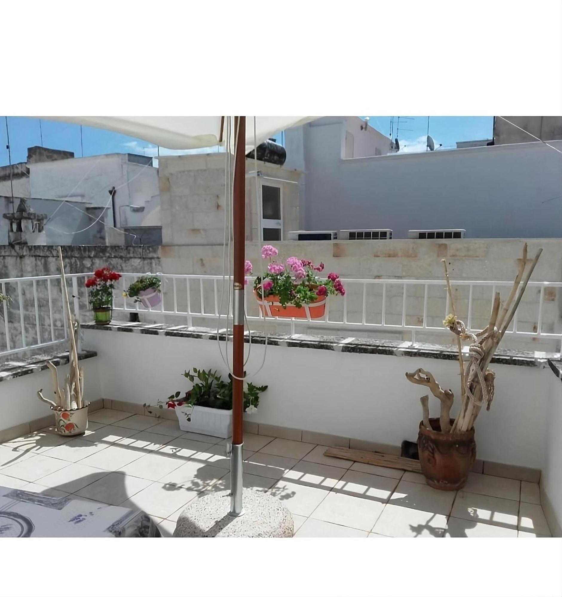 Guest House Santa Caterina Monopoli Exteriör bild